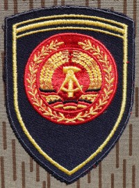 egi18s.jpg (43884 bytes)