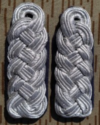 egsb12srs.jpg (43884 bytes)