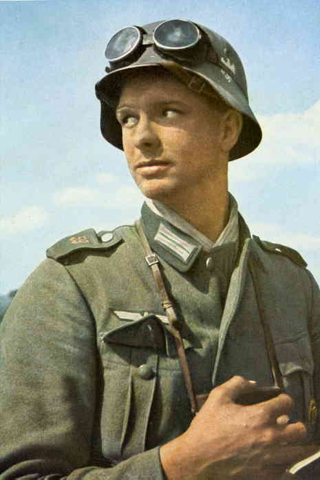 german-photo-1.jpg (23816 bytes)